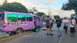 Diduga Sopir Mabuk Usai Pesta Miras, Angkot Galilea Tabrak Tiang Listrik di Kefamenanu