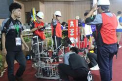 Robot Kungfu Antar Tim Mahasiswa Raih Juara Nasional di Kontes Robot ABU Indonesia 2026