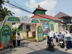 Lembaga Pendidikan Jadi Penginapan Muktamar NU, Santri Tambakberas Jombang Belajar Daring