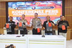 Berawal Pesta Miras, Dua Pengamen Manusia Silver Bunuh Rekannya di Probolinggo