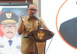 Gubernur Sulbar SDK Tegaskan Tak Boleh Ada Pasien Miskin Ditolak Berobat di  Rumah Sakit & Puskesmas