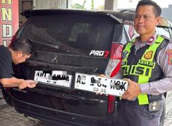 Viral Pajero Pakai Pelat Nomor Tak Senonoh, Pemilik Kena Tilang Satlantas Polres Sragen