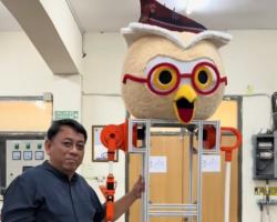 Robot Owly Jadi Ikon Baru PKKMB Kampus Merah Putih, Simbol Baru Era Digital yang Semakin Canggih