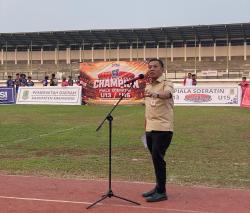 Nobar Final Persib vs Persebaya di Plaza Pemda Karawang, Bupati Aep : Jaga Ketertiban