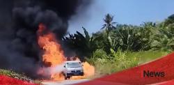 Pikap Ludes Terbakar di Jalan Trans-Sulawesi Mamuju Tengah, Api Padam Setelah 1 Jam Berkobar