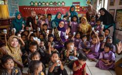 Ketua TP PKK Lebak Kunjungi Anak Asuh Stunting Di Cikulur