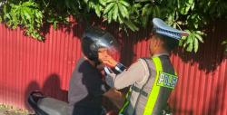 Keselamatan Prioritas, Satlantas Polres Aceh Barat Daya Minta Pengendara Selalu Gunakan Helm