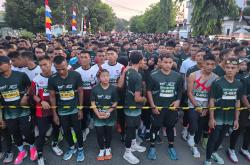 Cetak Sejarah di Lhokseumawe, Pelari Asal Nias dan Kenya Juarai Lilawangsa Run 2026