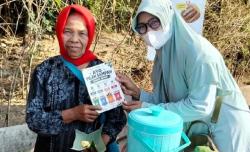 Komunitas Arisan Sampah Mapak Ajak Warga Bojonegoro Pilah Sampah dan Daur Ulang Botol Plastik