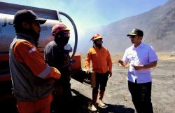 Area Terdampak Kebakaran Gunung Bromo Meluas Jadi 500 Hektare, Ini Penjelasan Emil Dardak