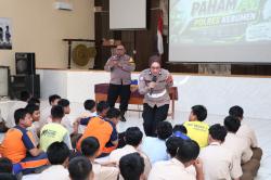 AI Makin Mudah, Hoaks Makin Canggih; Polres Kebumen Bekali Pelajar Literasi Digital