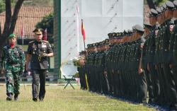 Dikmaba Infanteri TNI AD Gelombang II 2026 Resmi Ditutup, Pangdam Ingatkan Tantangan ke Depan