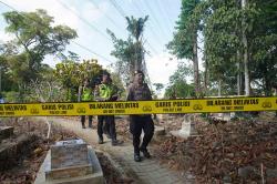 Ekshumasi Sutrimo di Banyumas Libatkan Ahli DNA hingga Histopatologi, Ini yang Dicari Tim Forensik