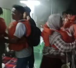BREAKING NEWS: Detik-Detik KMP Putri Yasmin Terbakar di Perairan Sekotong Lombok Barat