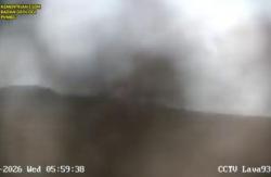 Gunung Anak Krakatau Masih Level III Siaga, Asap Kawah Terpantau 50 Meter