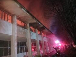 Kebakaran Gedung Biro Kesra Kalteng di Palangka Raya, Lantai Atas Ludes Dilalap Api