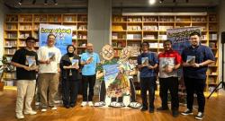 Bukan Cuma Antar Paket, Kisah Kurir Kini Jadi Komik