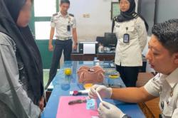 Geger! Pengunjung Lapas Banyuwangi Ketahuan Bawa Sabu 5 Gram, Disembunyikan di Karet Celana