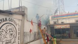 Warung Ayam Geprek di Blora Terbakar, Karyawan Luka Bakar Saat Selamatkan Diri