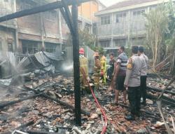 Rumah Sekaligus Toko Sembako di Tawangharjo Grobogan Ludes Terbakar, Kerugian Capai Rp250 Juta