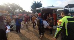 Pingsan! Puluhan Siswa Peserta Gerak Jalan di Jombang Dilarikan ke Rumah Sakit