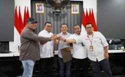 Tangani Kekeringan Karawang, Kementan Turunkan 20 Alat Berat untuk Normalisasi Irigasi