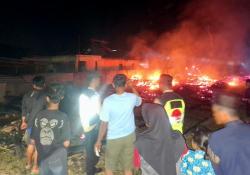 Lupa Matikan Kompor Saat Pergi Nonton Voli, Tiga Rumah Warga di Godan Tawangharjo Ludes Terbakar