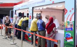 Tebus Sembako Rp100 Ribu, Hasilnya Disumbangkan untuk Korban Gempa NTT