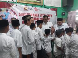DPC Gerindra Sidoarjo Bagikan Sembako ke Anak Yatim di HUT RI ke-81, Gelar Juga Revolusi Putih