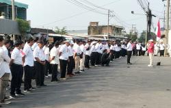 Eks Buruh Sritex Gelar Upacara Kemerdekaan RI: Hak Kami Masih Tersandera!