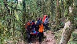 3.786 Pendaki Rayakan HUT Kemerdekaan di Gunung Bawakaraeng, 31 Orang Dievakuasi Tim SAR