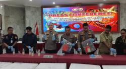 Jajaran Polres Cilegon Polda Banten, Ungkap Dugaan Penyelundupan 37 Box Benih Bening Lobster