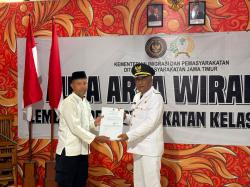 Tangis Haru di Lapas Arjasa Saat HUT ke-81 RI, Narapidana dapat Remisi, Begini Pesan Kalapas
