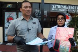 Residivis Narkoba di Surabaya Ditangkap Bawa 89,81 Gram Sabu