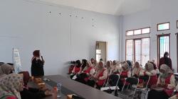 Cegah TB-Stunting dari Rumah, UPI Gandeng 35 Kader PKK Desa Cisondari Jadi Agen Perubahan