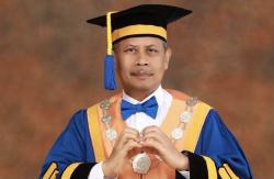 Dekan Fisip Undip Teguh Yuwono Raih Guru Besar Bidang Tata Kelola Pemerintahan