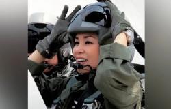 Ratu Thailand Suthida Terbangkan Jet Tempur Gripen