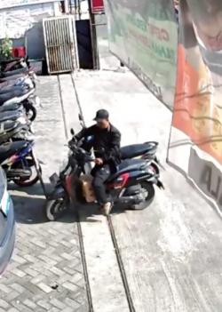Usai Gondol Motor Warga, Maling Diringkus Saat Kembali Ambil Motornya Sendiri