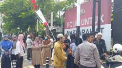 Puluhan Warga Jombang Datangi Mapolres, Kawal Ketua RT dan Takmir Musala Dipolisikan Pengusaha