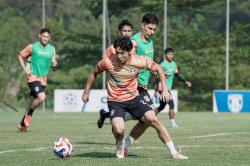 Kendal Tornado FC Uji Mental di Markas Bali United Jelang Championship 2026/2027