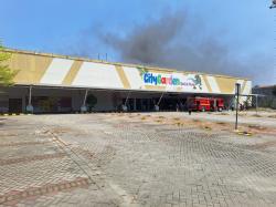 Diduga Korsleting Listrik, City Garden Karawang Terbakar, Tidak Ada Korban Jiwa