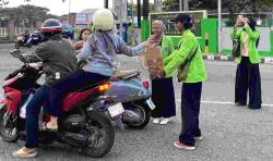 Tiga Hari Turun ke Jalan, Mahasiswa STAI YASBA Kalianda Galang Dana untuk Korban Bencana NTT