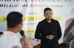 Isfhan Taufik Munggaran: Hak Asasi Melekat Sejak Lahir, Sadarkan Diri Sendiri Dulu Baru Orang Lain