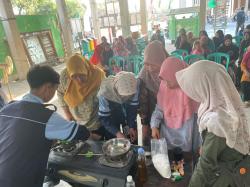 Dari Minyak Bekas, Warga Bulugede Belajar Ciptakan Peluang Usaha