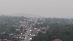 Tiga Hari Langit Kubar Berselimut Asap, Penerbangan Terhenti