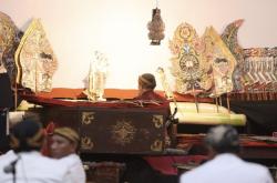 Tak Mau Wayang Kulit Hilang Ditelan Zaman, Kampus Merah Putih Gelar Pertunjukan Spektakuler