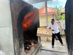 Polisi Musnahkan 50 Ayam Bangkok Ilegal di Batam, Ini Alasannya