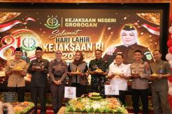 Kejari Grobogan Peringati Hari Lahir Kejaksaan RI ke 81. dari Bantu Air Bersih hingga Tumpengan