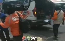 Driver Ojol Tewas Ditabrak Truk di Bekasi, Sopir Melarikan Diri