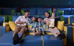 Ternyata Ini Alasan Penonton Bioskop Suka Makan Camilan